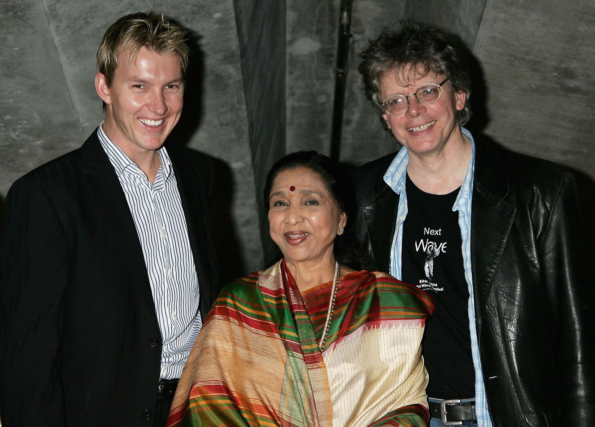 When Brett Lee recorded a song with Asha Bhosle