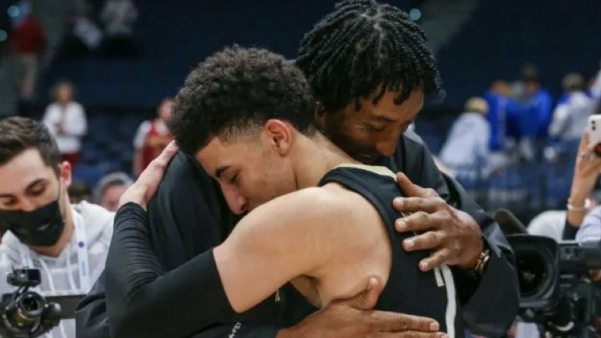 Scottie Pippen shouts out son Scotty Pippen Jr for 30-point masterclass in tough loss to OKC Thunder: Legacy isn’t inherited