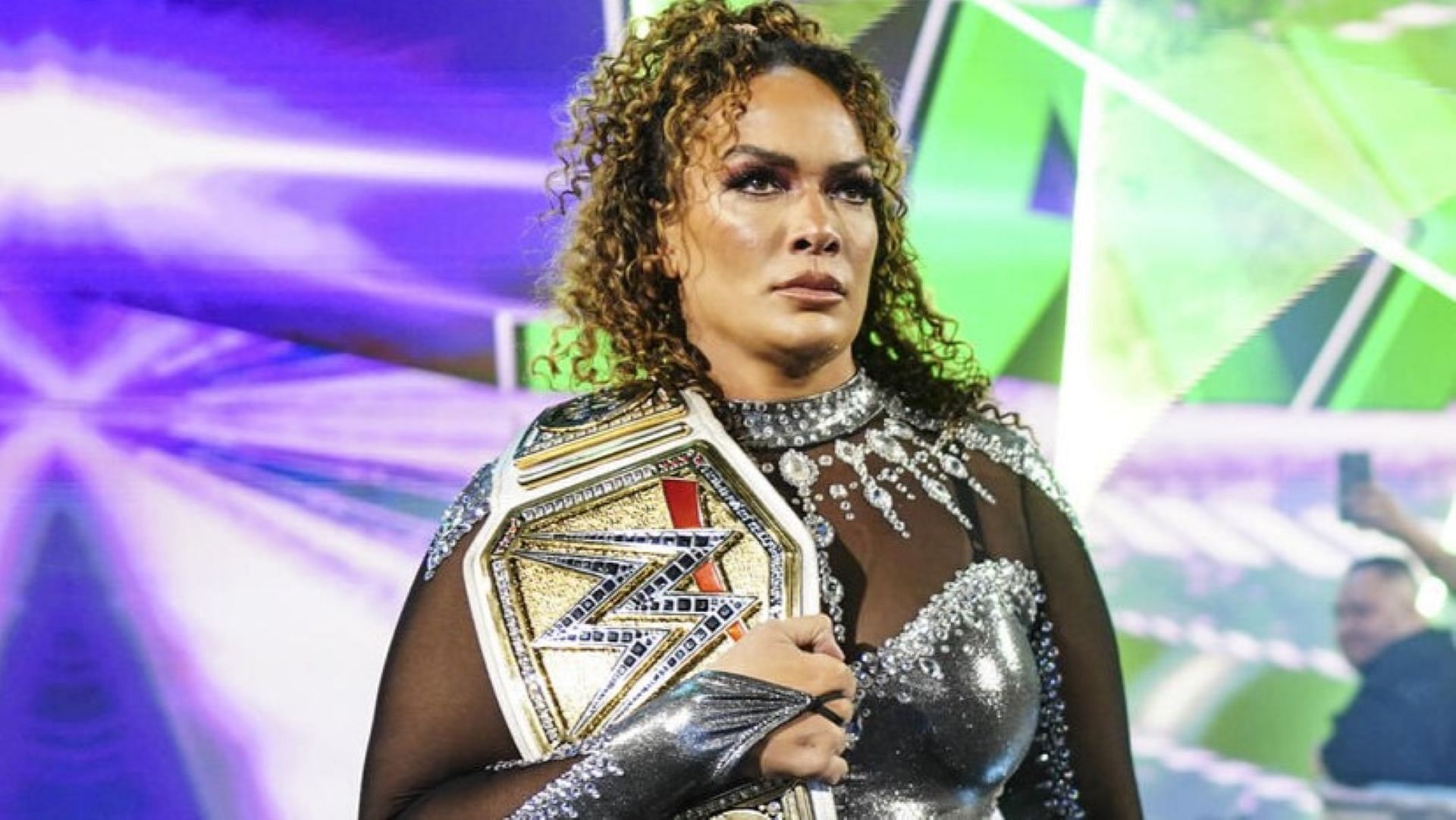Nia Jax walks off with WWE Womens Championship and immediately suffers in huge title match