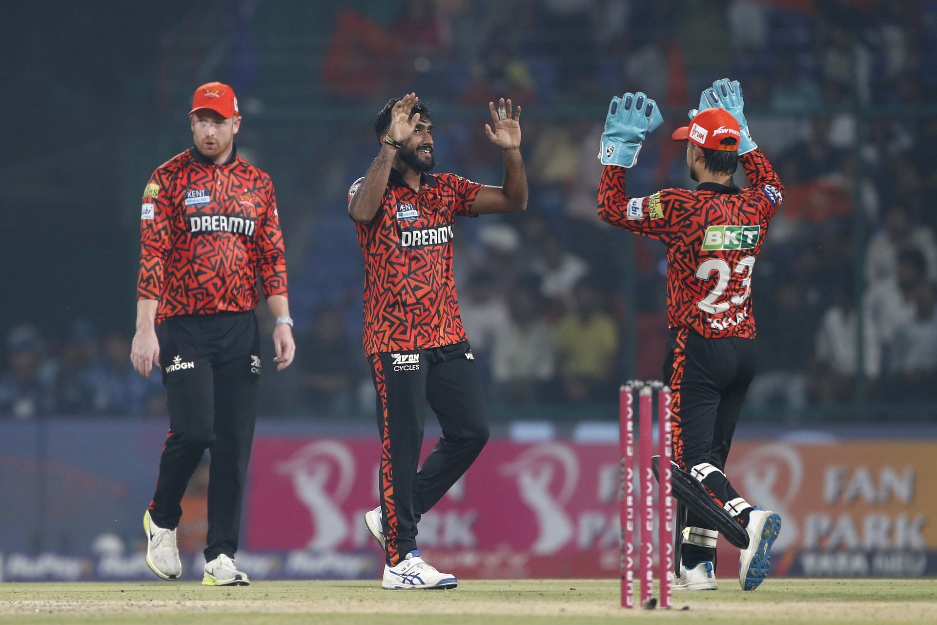 IPL 2025: हाईस्कोरिंग मैच में SRH ने मारी बाजी, KKR को मिली टूर्नामेंट के इतिहास में अपनी सबसे बड़ी हार 