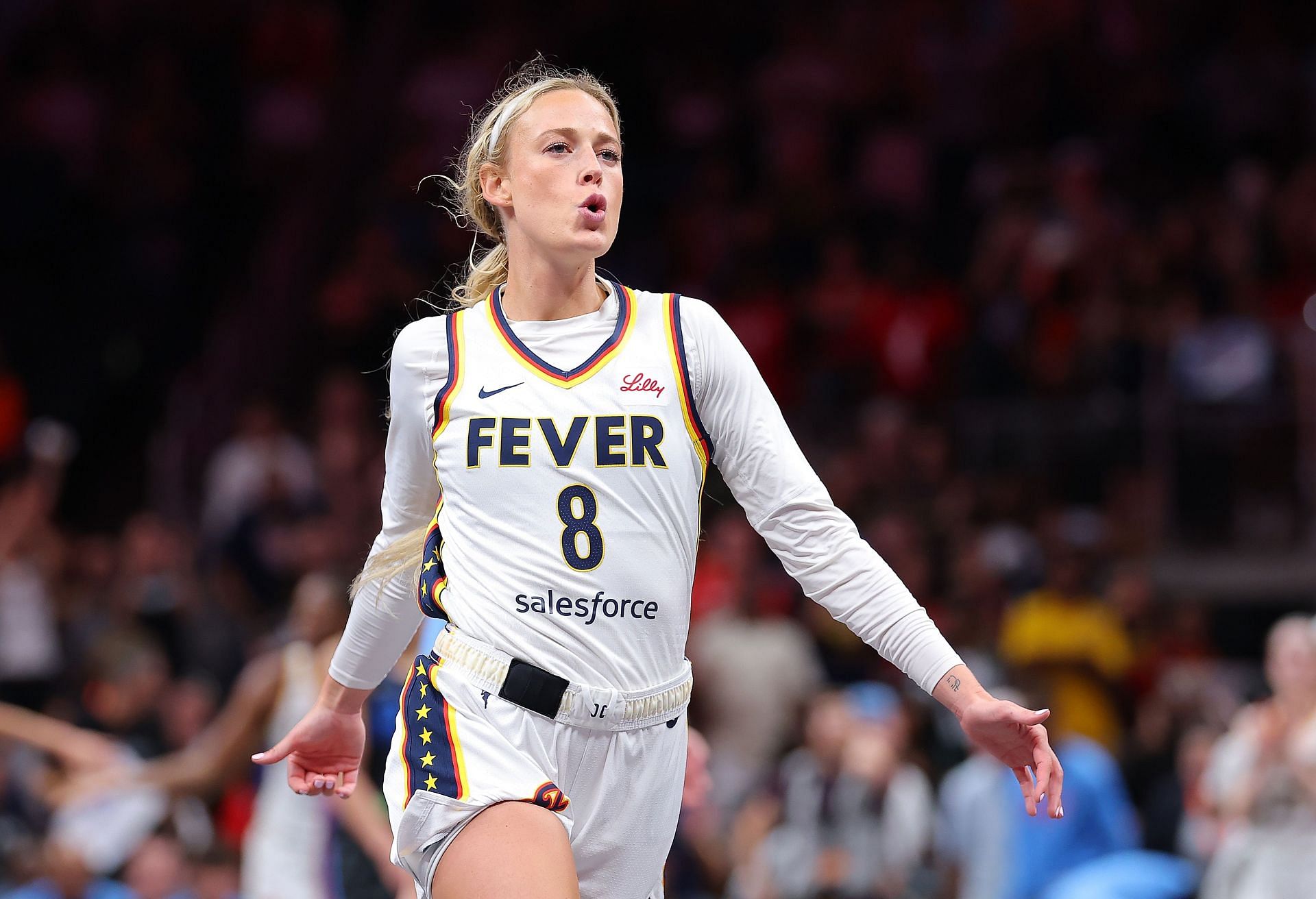3 reasons why Sophie Cunningham should replace Caitlin Clark in starting lineup instead of Sydney Colson 