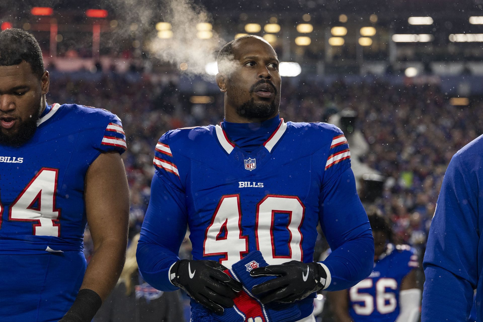 5 active NFL players with most sacks feat. Von Miller