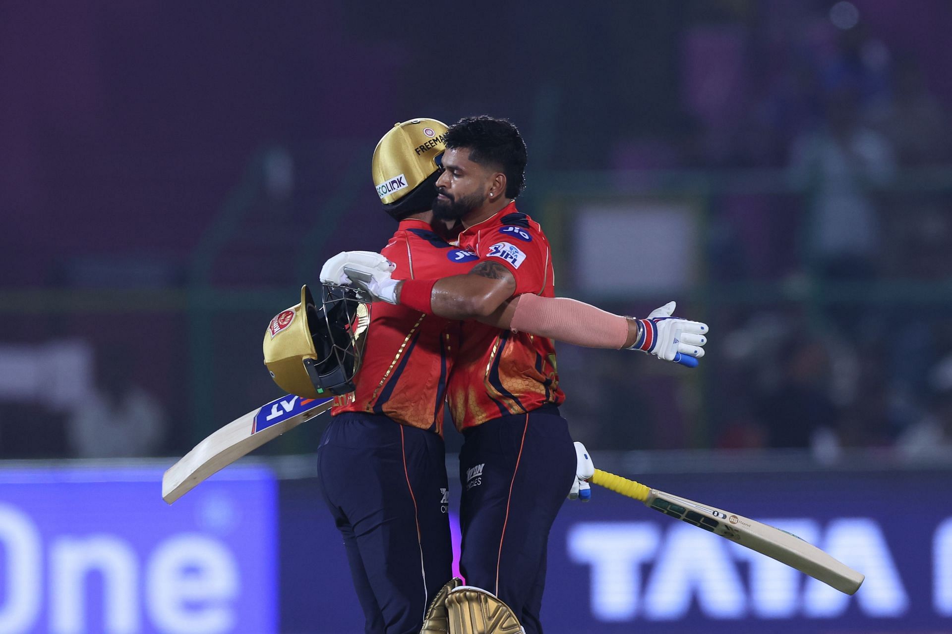 PBKS vs MI: पंजाब ने अपने आखिरी लीग मैच में MI को चटाई धूल, पॉइंट्स टेबल में टॉप पर जमाया कब्जा  