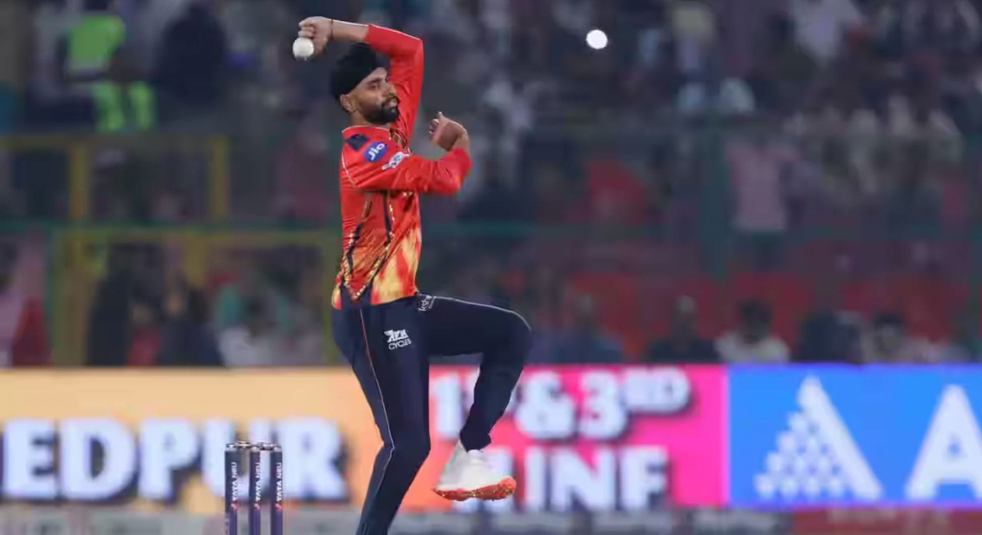 Nehal Wadhera pulls off a stunner to dismiss Rohit Sharma for 24 in PBKS vs MI IPL 2025 match [Watch]