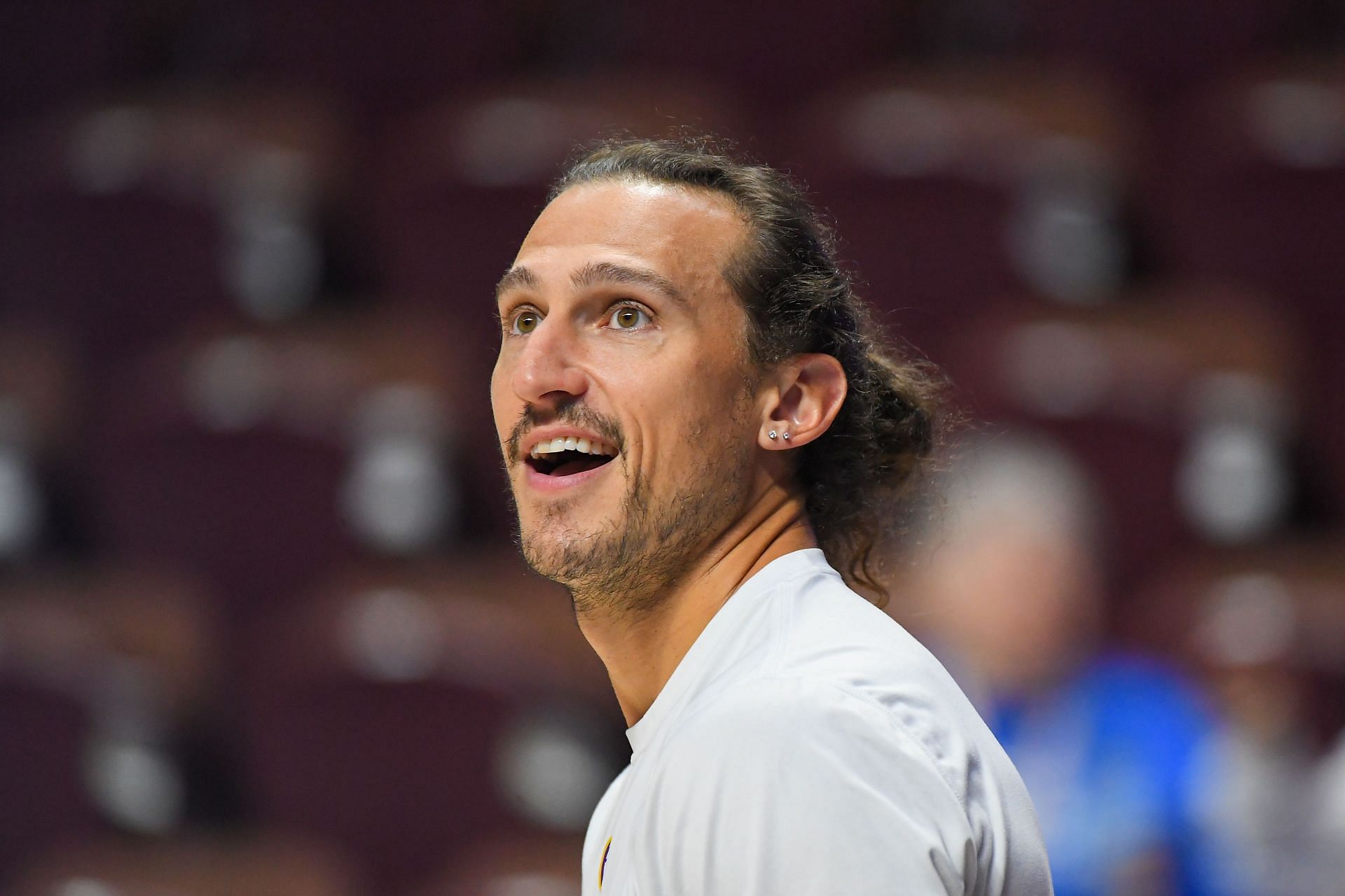 Not surprised if Chris Koclanes gets fired after this season - WNBA fans erupt as Dallas Wings skid to 4 straight losses under new head coach