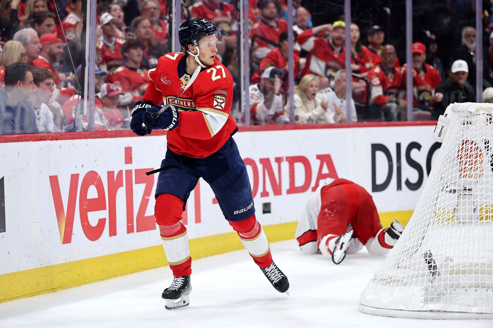 Paul Bissonnette, Chris Chelios give their opinions on Eetu Luostarinens ejection for hit on Jackson Blake