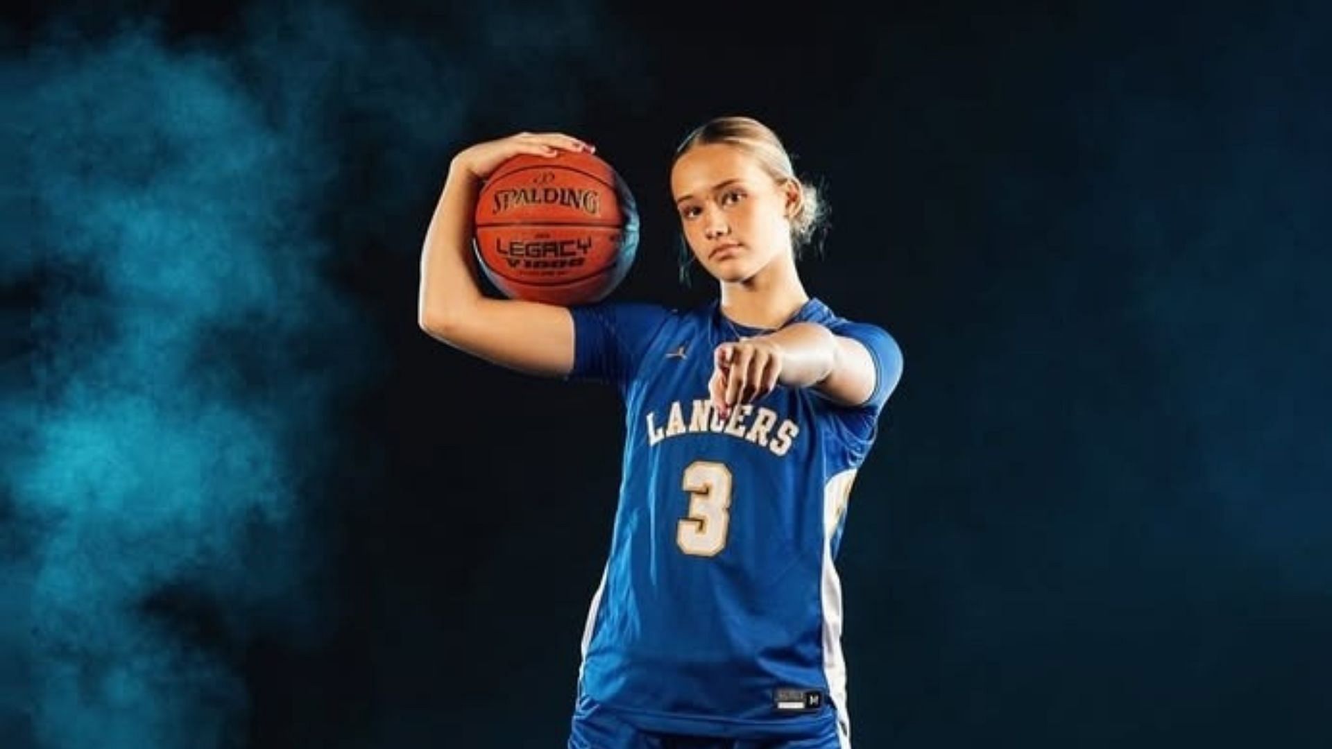 VIDEO: 6’0 guard Frankie McLain displays impressive range with effortless 3-pointers