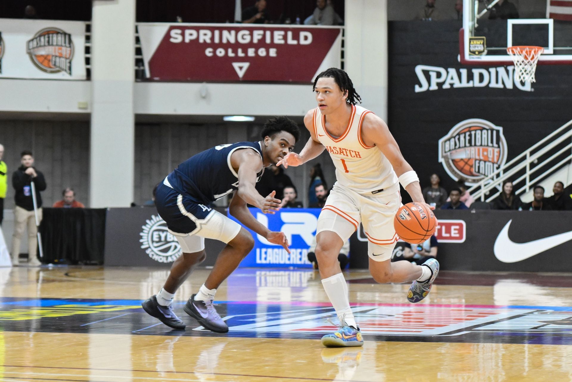 McDonald’s All-American Isiah Harwell shares ‘curious’ reaction to high school teammate receiving Tennessee Volunteers offer