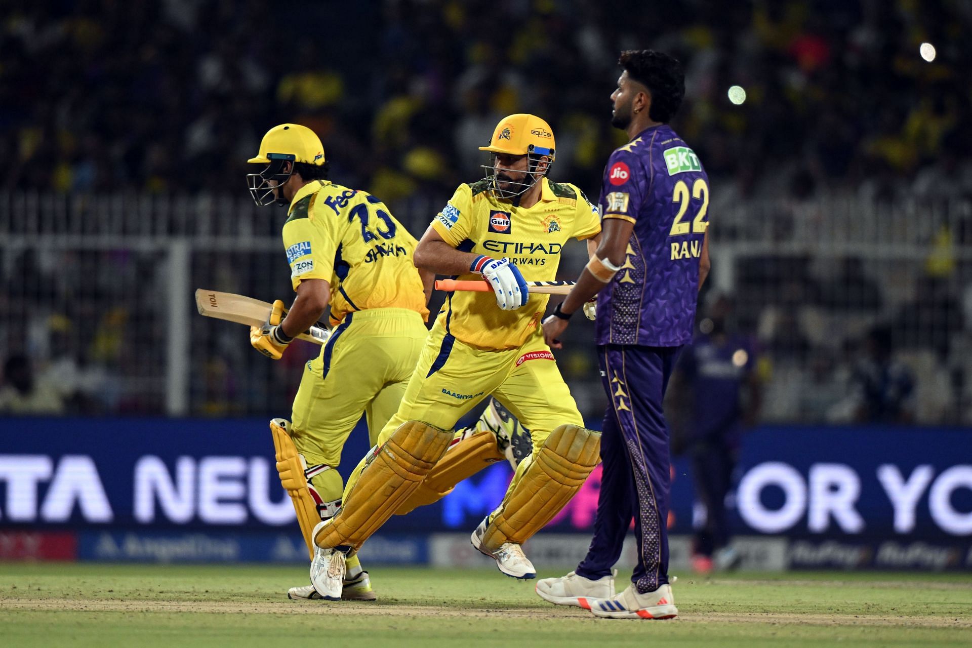 IPL 2025: KKR vs CSK मैच के बाद पॉइंट्स टेबल, टॉप 5 बल्लेबाज और गेंदबाज