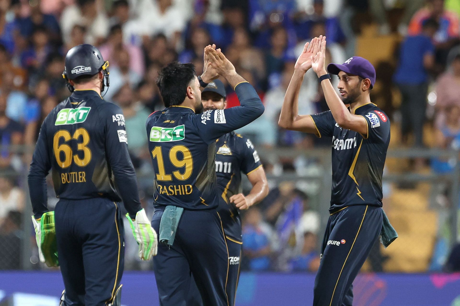 Calculator ni zarurat nahi pade - Gujarat Titans comment on content creators post goes viral after MI vs GT IPL 2025 match [Watch]
