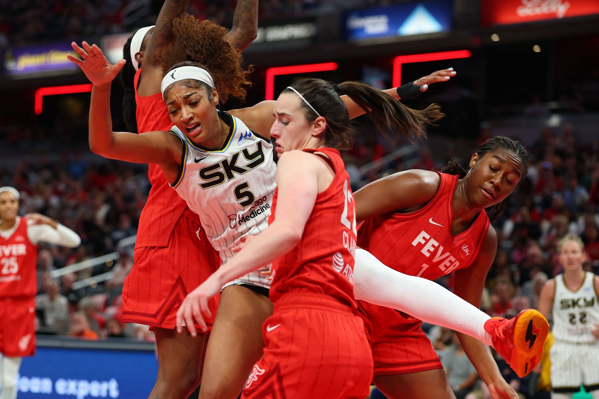 Indiana Fever vs Chicago Sky Player Stats and Box Score - June 7 | 2025 WNBA Commissioner's Cup
