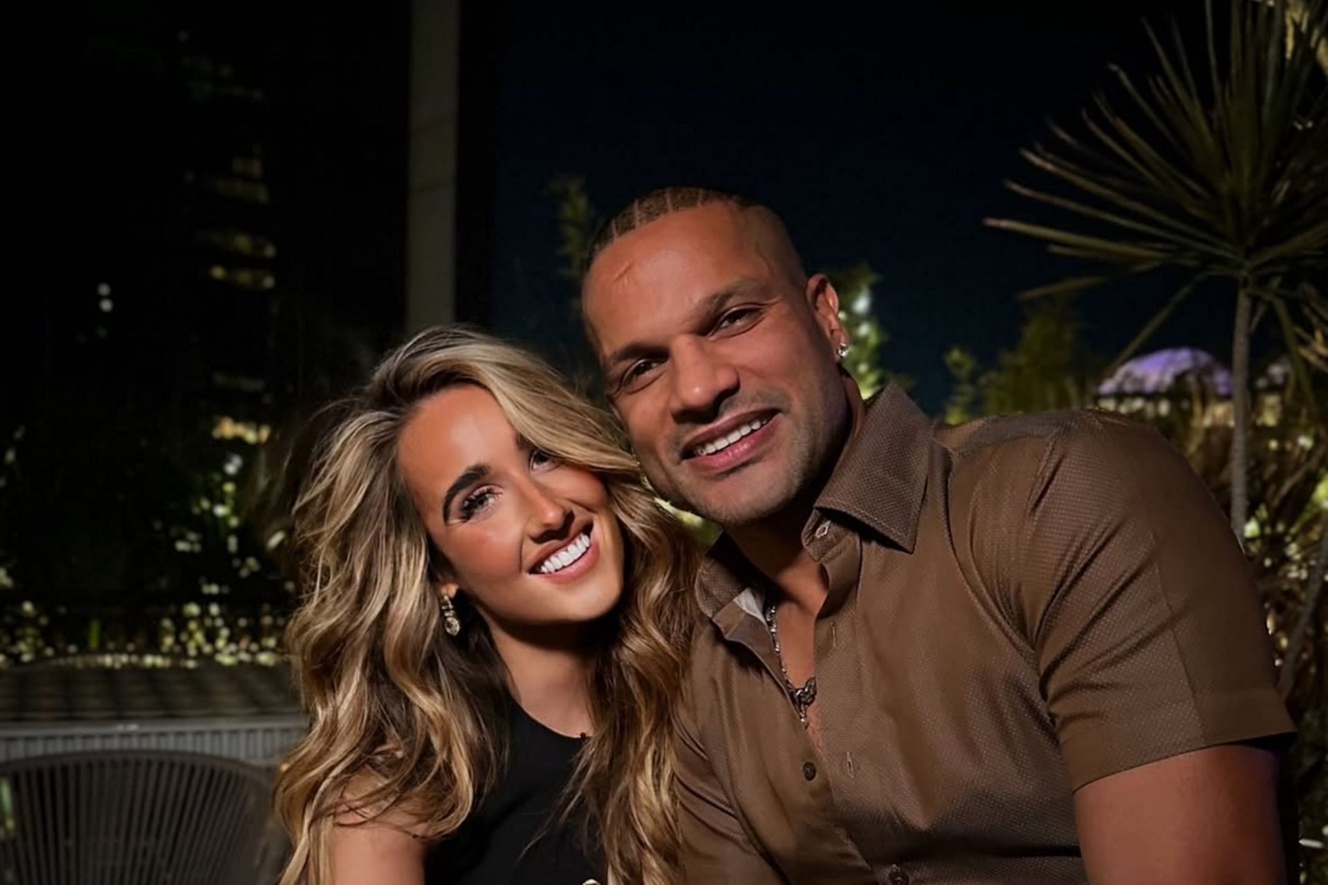 “She was looking very beautiful” - Shikhar Dhawan reveals first meeting with girlfriend Sophie Shine [Watch]