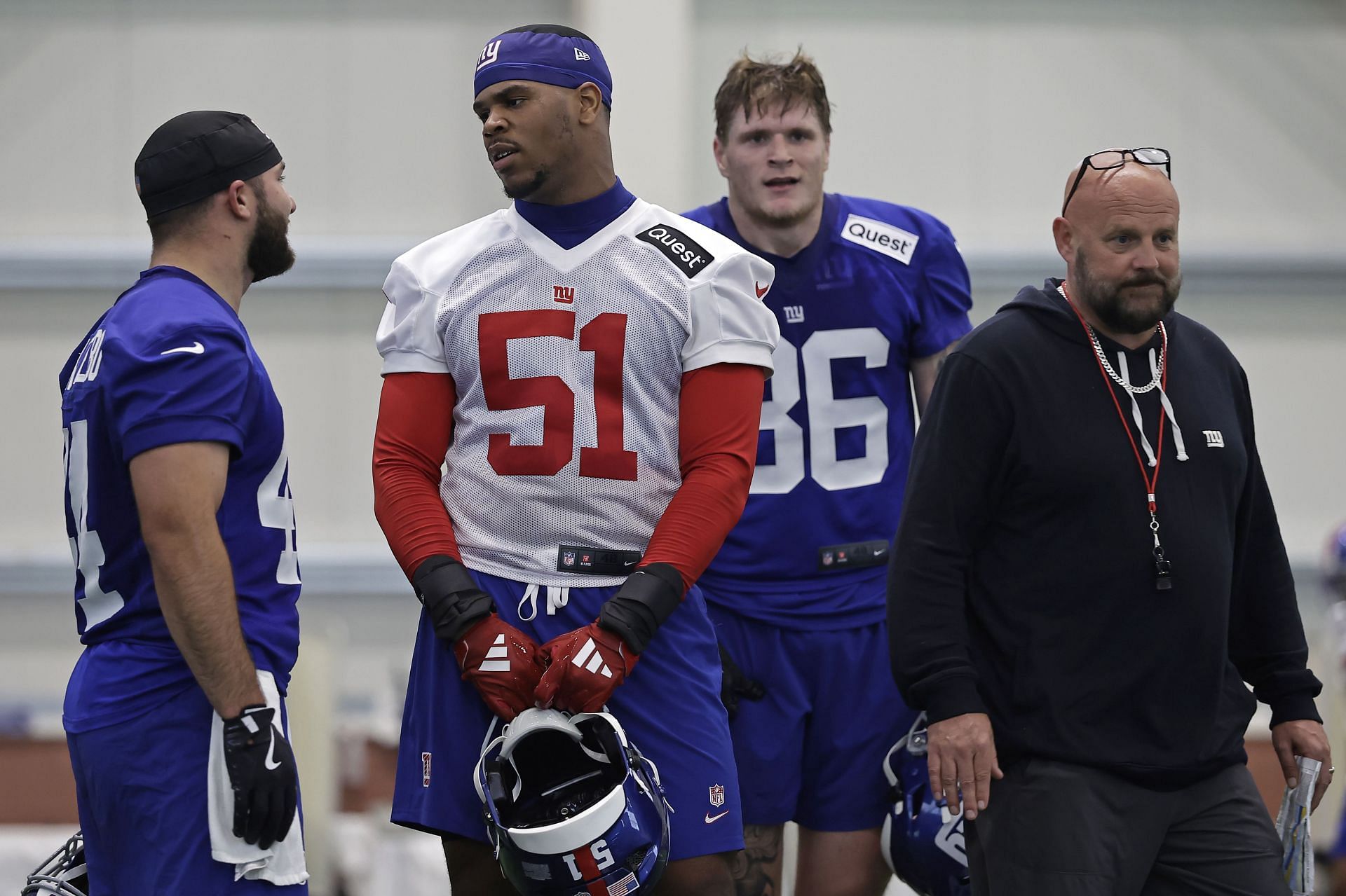 Abdul Carter drops 4-word message for Giants jersey no. a month after eyeing Lawrence Taylor’s retired no. 