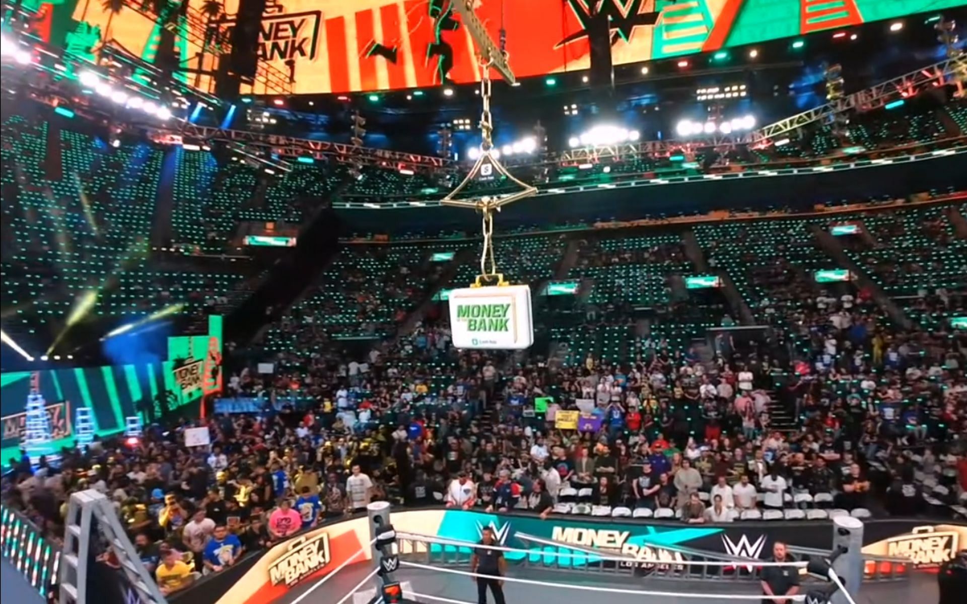 Current WWE Champion has a bruise on his head ahead of huge title defense at Money in the Bank 2025