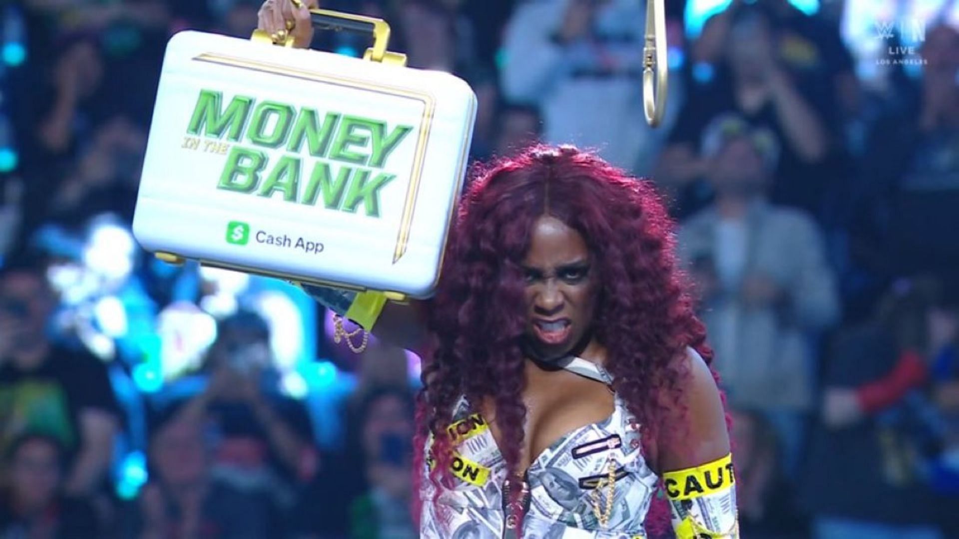 3 Reasons why Naomi didn’t cash in her WWE Money in the Bank contract on the same night