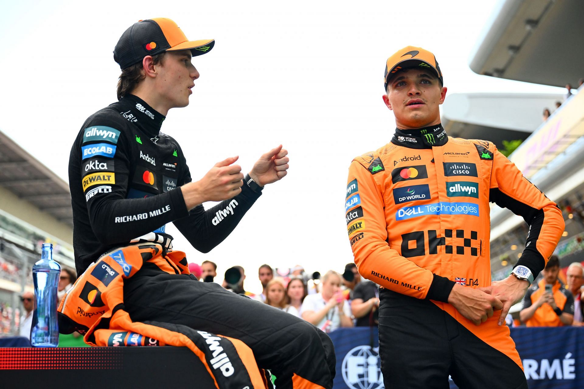 Watch: Lando Norris walks up to Oscar Piastri to apologize for his collision with the McLaren driver during F1 Canadian GP
