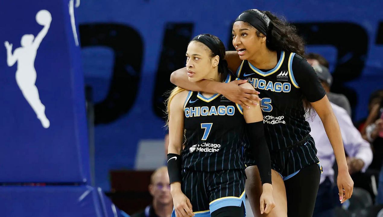 "Such a shitty human being": Chennedy Carter destroyed by fans for bizarre message after Angel Reese's Sky suffer massive blow