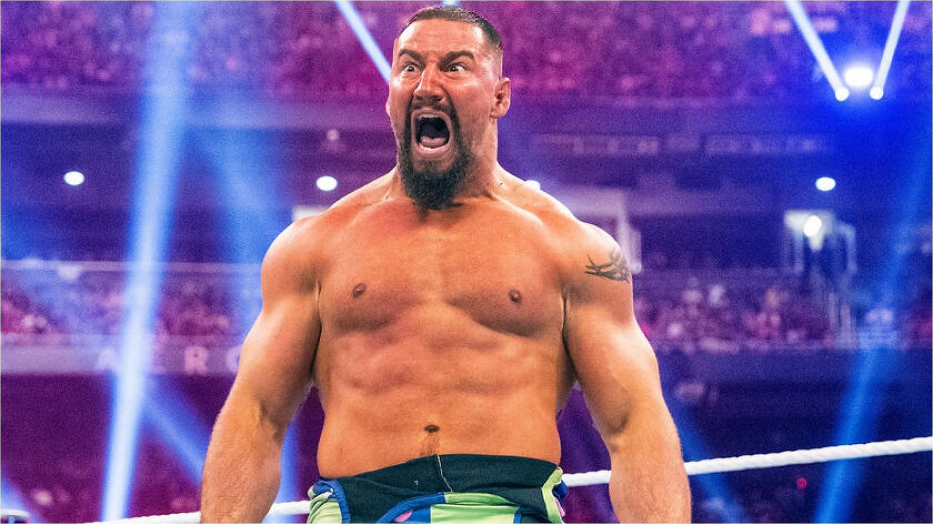 Bron Breakkers surprise appearance on SmackDown draws insane reaction from 62-year-old wrestling veteran