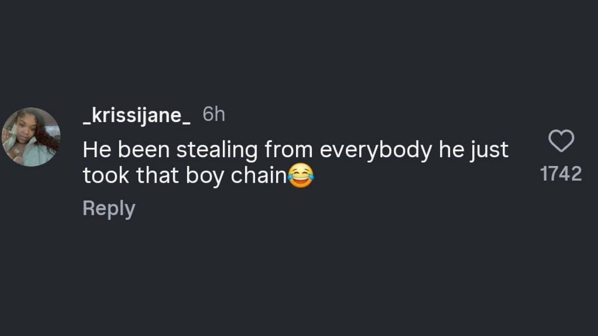 A netizen discusses the rapper picking up and pocketing a fan's phone during a performance. (Image via Instagram/@theneighborhoodtalk)