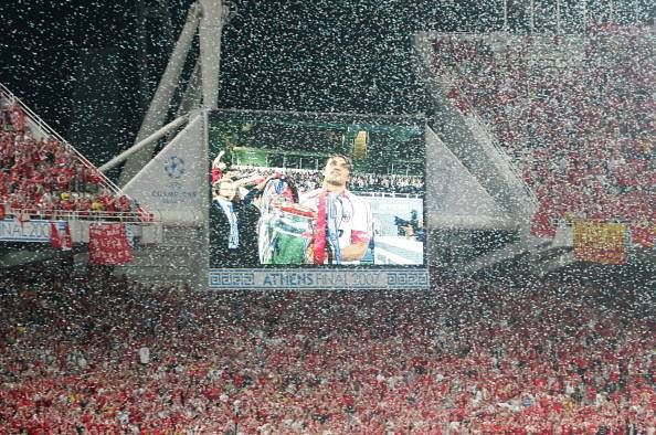 Paolo Maldini 2007 Champions League final trophy