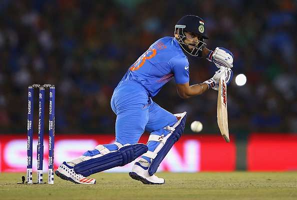 Virat Kohli stars in India&#039;s 6 wicket win over Australia