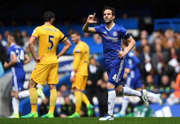 LONDON, ENGLAND - APRIL 01: Cesc Fabregas of Chelsea celebrates scoring his sides first goal during the Premier League match between Chelsea and Crystal Palace at Stamford Bridge on April 1, 2017 in London, England.  (Photo by Mike Hewitt/Getty Images)