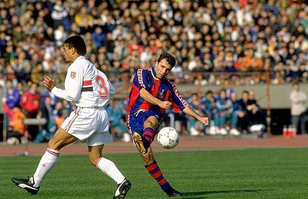 13 Dec 1992:  Hristo Stoichkov (right) of Barcelona and Adilson of Sao Paulo in action during a Toyota European Cup match. Sao Paulo won the match 2-1. \ Mandatory Credit: Shaun  Botterill/Allsport