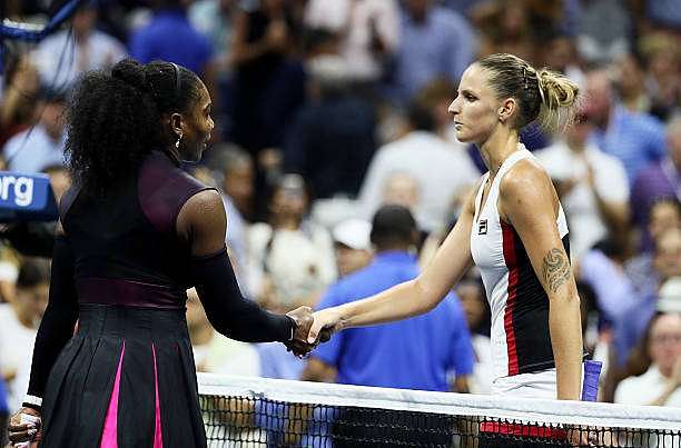 NEW YORK, NY - SEPTEMBER 08:  Karolina Pliskova (R) of the Czech Republic shakes hands with Serena Williams (L) of the United States after their Women&#039;s Singles Semifinal Match on Day Eleven of the 2016 US Open at the USTA Billie Jean King National Tennis Center on September 8, 2016 in the Flushing neighborhood of the Queens borough of New York City.  (Photo by Al Bello/Getty Images)